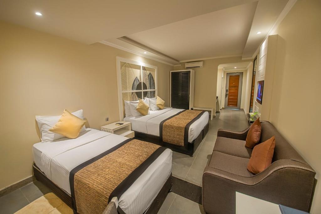 هتل ارلز ریف برووالا